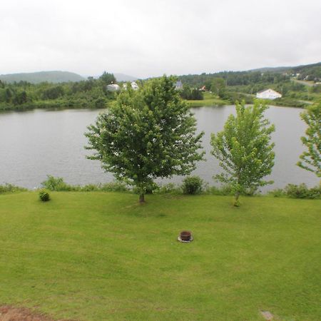 Manoir Des Lacs Lac Baker المظهر الخارجي الصورة