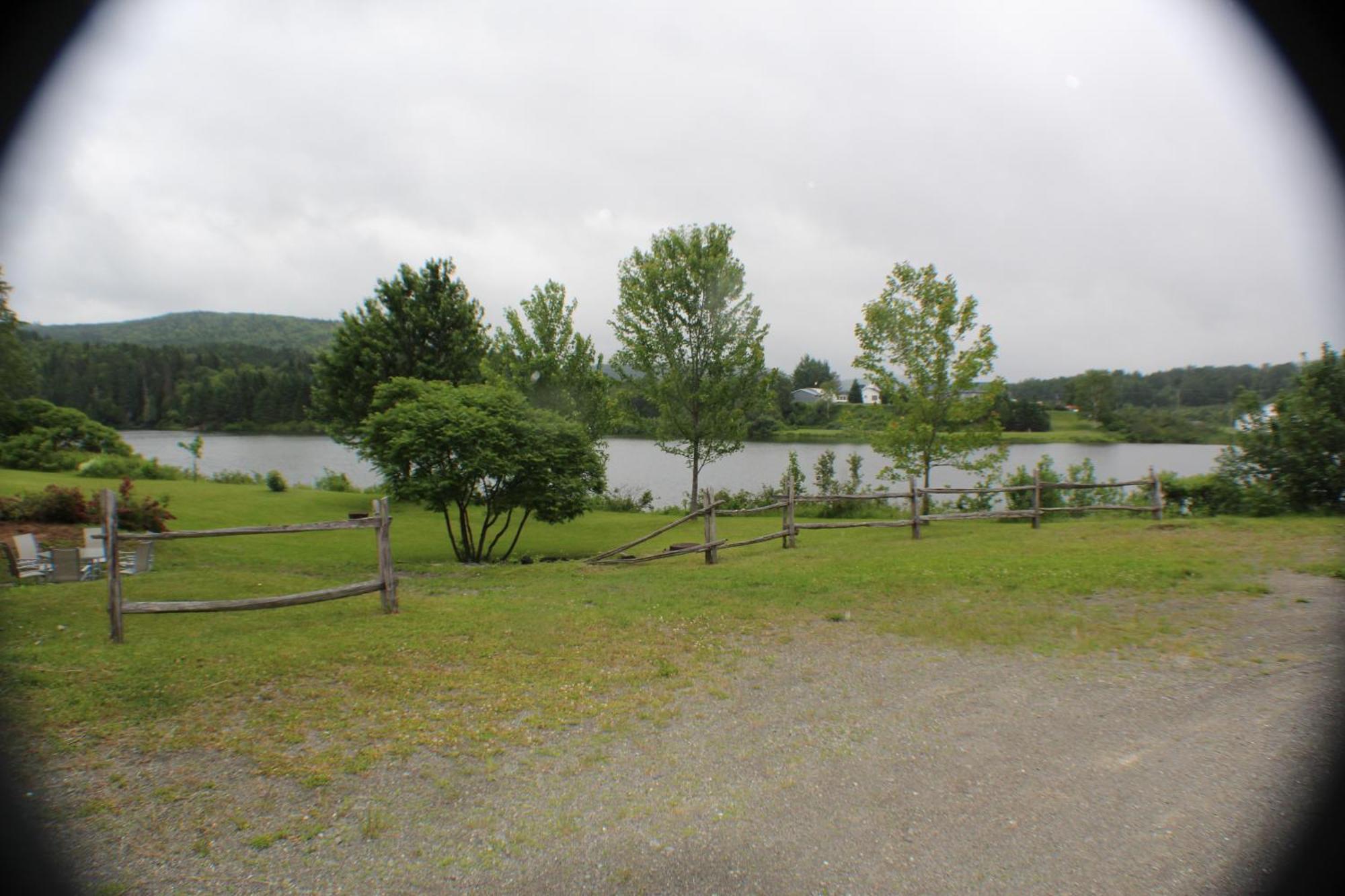 Manoir Des Lacs Lac Baker المظهر الخارجي الصورة